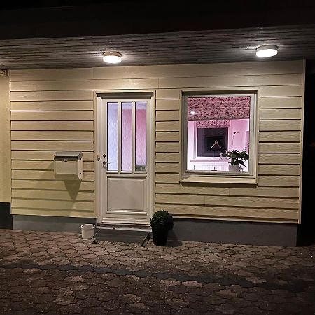 Hyggelig Lejlighed I Rinkenaes Гростен Экстерьер фото